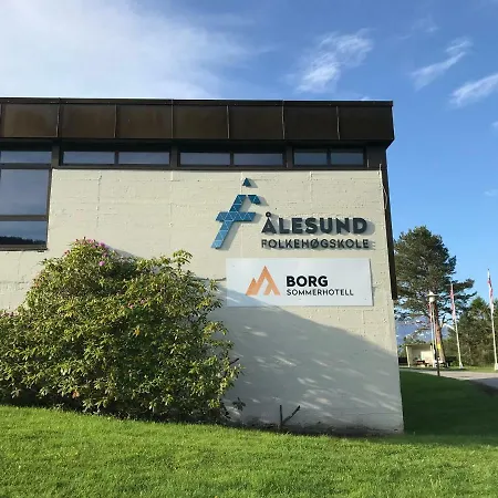 Borg Sommerhotell Hotell